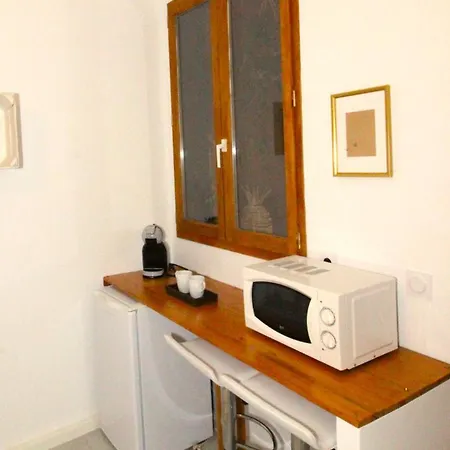 Le Patio Bed & Breakfast